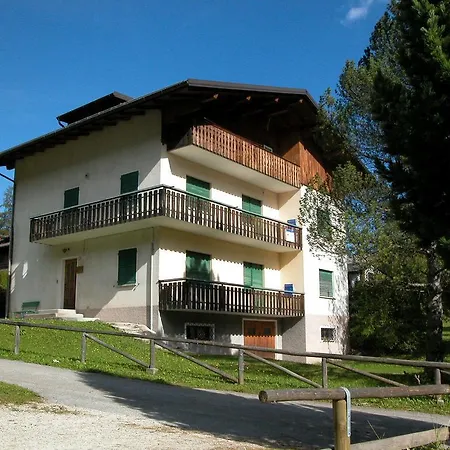 Apartment Casa Iris *